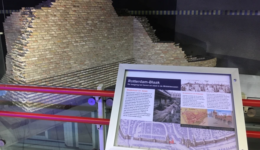 Heritage for all: Making Dutch Archaeology Accessible for Non-Dutch Speakers